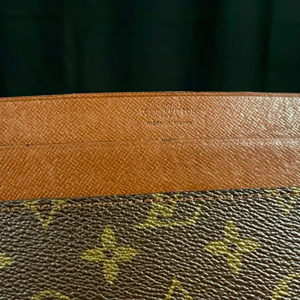 Louis Vuitton Vintage Monogram Portfolio - Picture 3 of 10